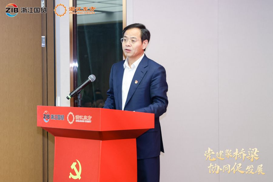 1670809272293670bIN8.jpg 郑书记.jpg
